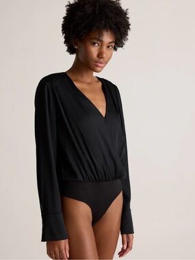 NWT Quince XS Washable Stretch Silk Surplice Bodysuit Black